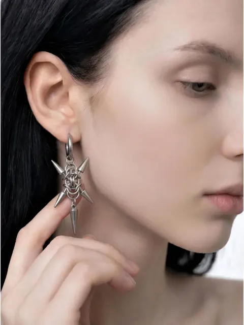 Серьги конго с шипами