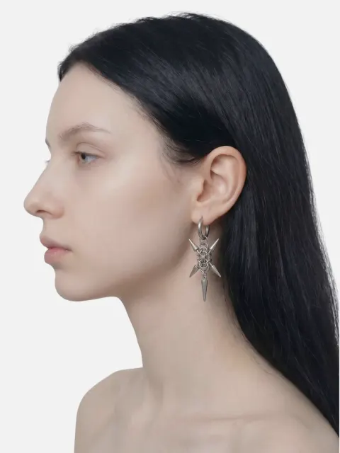 Серьги конго с шипами